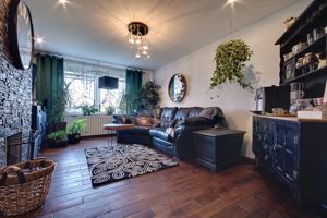 Lounge- click for photo gallery